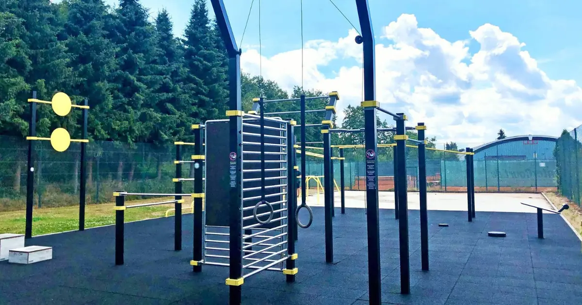 How Long Should You Rest Between Sets?